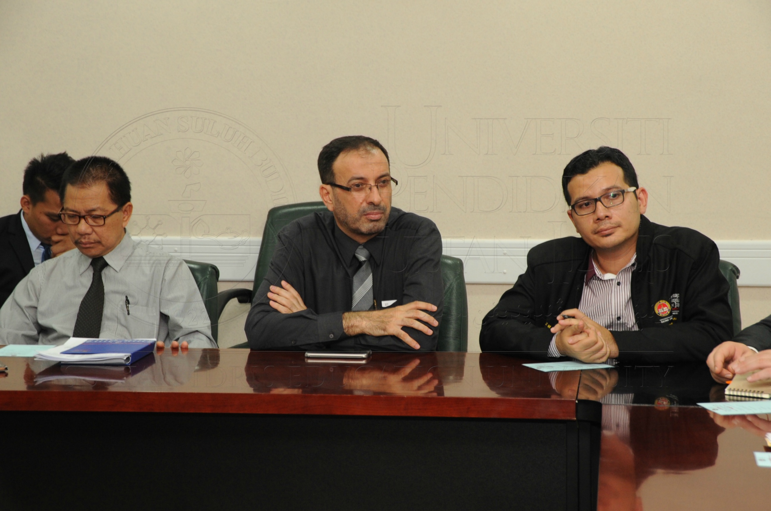 PRO 16 3 PALESTINEHAS 7665